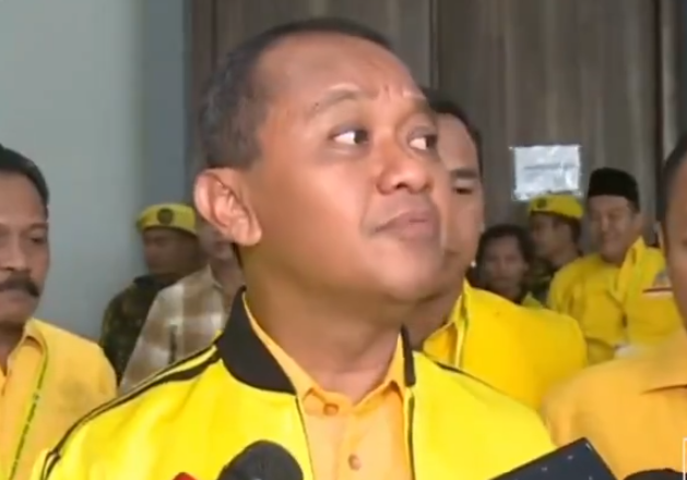 Menteri ESDM, Bahlil Lahadalia, menyatakan segera merumuskan aturan baru bagi para pengecer gas elpiji 3 kilogram (kg) agar bisa naik status menjadi agen distribusi resmi atau pangkalan. (tangkap layar)